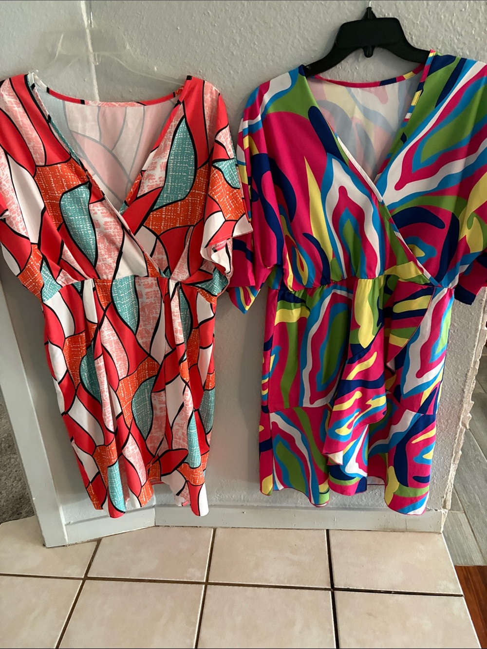 SHEIN Colorful Abstract Wrap Tunic Dresses - Coral Teal & Multicolor